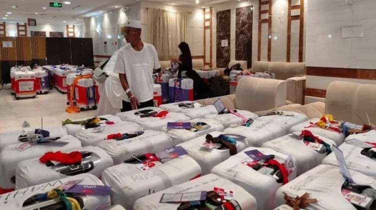 Jemaah Haji Siasati Kelebihan Bagasi lewat Jasa Pengiriman