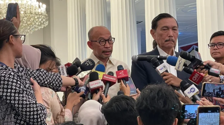 Chatib Basri Ingatkan Risiko Pelemahan Nilai Tukar Rupiah