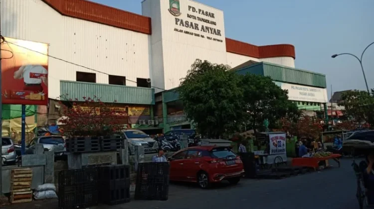 Nobar Piala Dunia di Pasar, Pedagang Berharap Omzet Ikut Naik