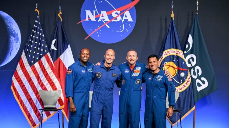 NASA Resmi Umumkan Nama Awak Artemis III