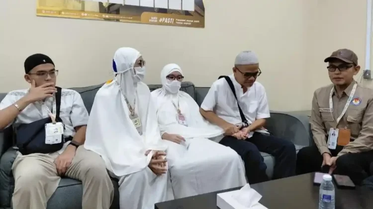 Sharfina Buktikan Autisme Bukan Halangan Menunaikan Haji