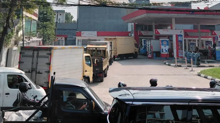 Pemerintah Sebut Kenaikan Harga Pertamax karena Menyesuaikan Harga Pasar