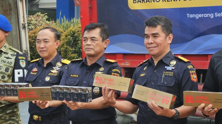 Rokok Impor Ilegal di Banten Rugikan Negara Rp7,9 Miliar
