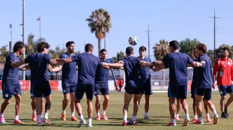 Paraguay Andalkan Serangan Balik Cepat dan Pertahanan Solid