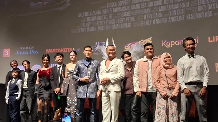 'Dukun Magang' Satukan Komedi dan Horor lewat Chemistry Para Pemain