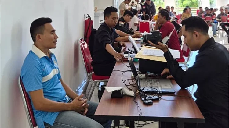 PLBN Wini Pangkas Jarak Urus Paspor Warga