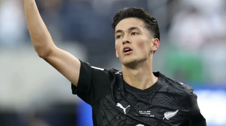 Elijah Just Jadi Pemain Selandia Baru Pertama yang Cetak Brace di Piala Dunia