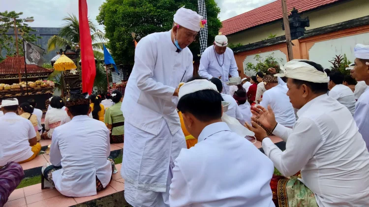Hari Raya Galungan dan Kuningan, Intip Filosofi dan Daftar Hidangan Tradisi Mebat