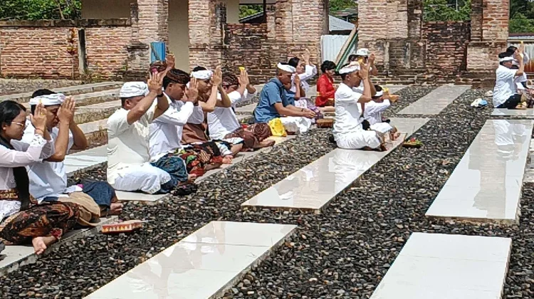 Simak Makna Simbol Penjor hingga Gebogan Perayaan Hari Raya Galungan dan Kuningan