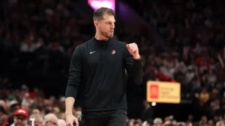 Chicago Bulls Percayakan Kursi Pelatih ke Tiago Splitter