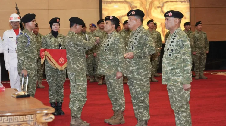 Regenerasi Kepemimpinan TNI Diperkuat Melalui Sertijab Strategis