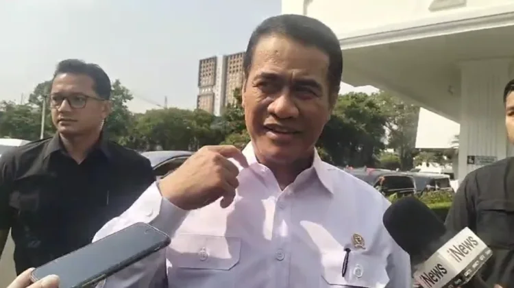 Mentan Amran Tiba di Istana, Isyaratkan Bahas Harga TBS dengan Presiden