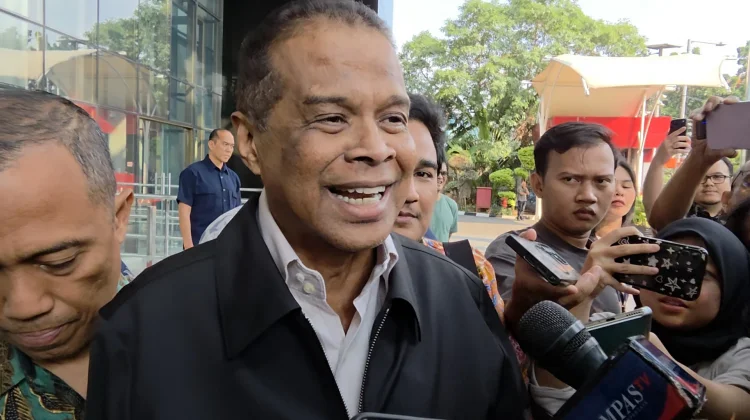 Diduga Terima Keuntungan Tidak Sah, Bos Maktour Hanya Tertawa
