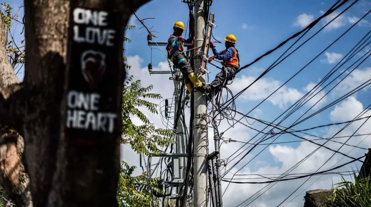 Jaringan Listrik di Sulawesi Tengah Pulih Secara Bertahap
