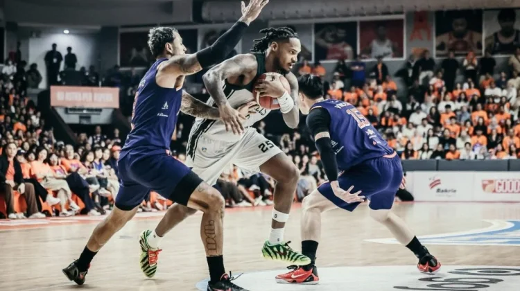 Tumbangkan Pelita Jaya di Gim Kedua Final IBL 2026, Hornbills Kembali Catat Sejarah
