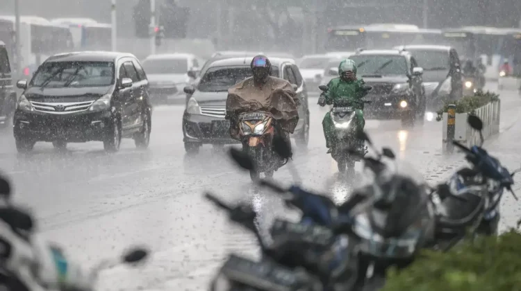 BMKG Bongkar Ancaman Siklon Mekkhala, Wilayah Ini Potensi Dilanda Hujan Lebat
