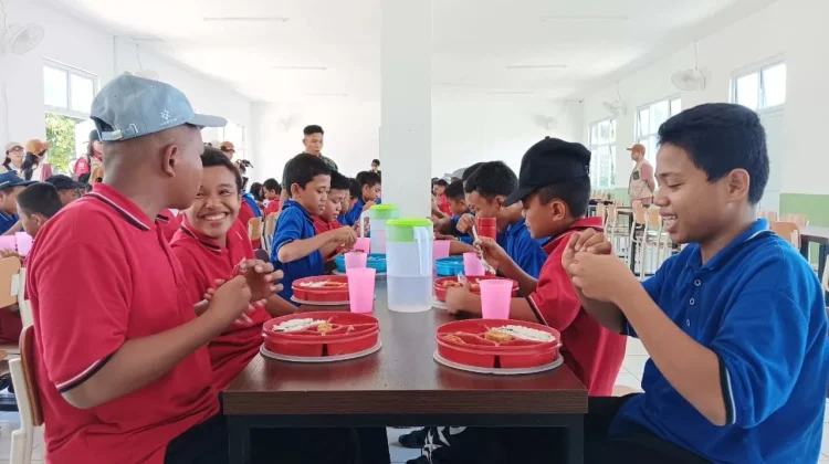 Sekolah Rakyat dan Nama-nama yang Tidak Masuk Berita