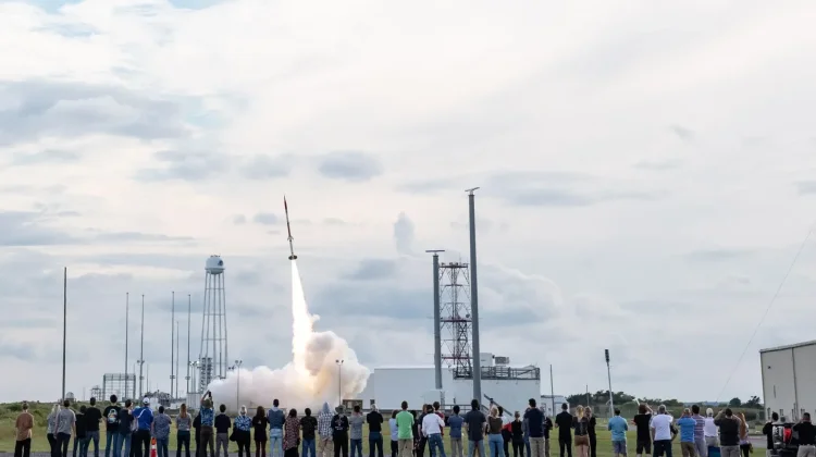 NASA Luncurkan Roket Eksperimen Mahasiswa, Gabungkan Dua Program Sekaligus