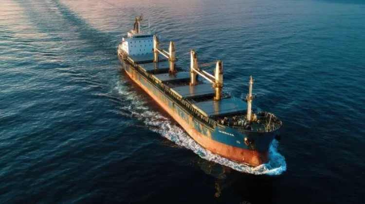 Iran Pastikan Selat Hormuz Kembali Normal, Kapal Dagang Bebas Melintas
