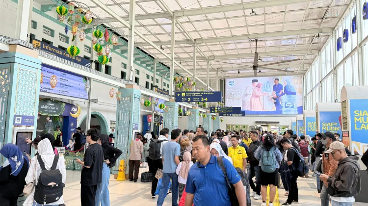 Stasiun Pasar Senen Layani 3,15 Juta Pelanggan KA Jarak Jauh