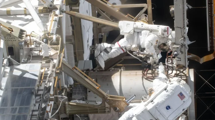 Spacewalk ISS Disiapkan untuk Perbaikan Canadarm2 yang Menua
