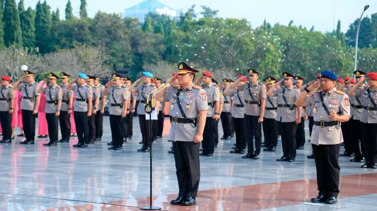 Polri Gelar Ziarah dan Tabur Bunga Menyambut Hari Bhayangkara Ke-80