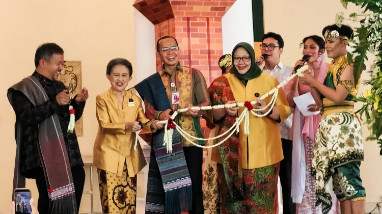Disbud DKI Pamerkan Puluhan Wastra Langka di Museum Tekstil Jakarta