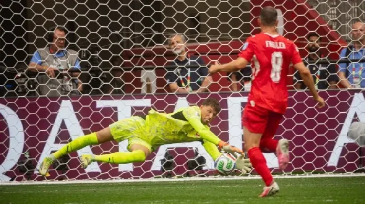 Swiss Dominan, Kanada Bertahan Kokoh di Babak Pertama
