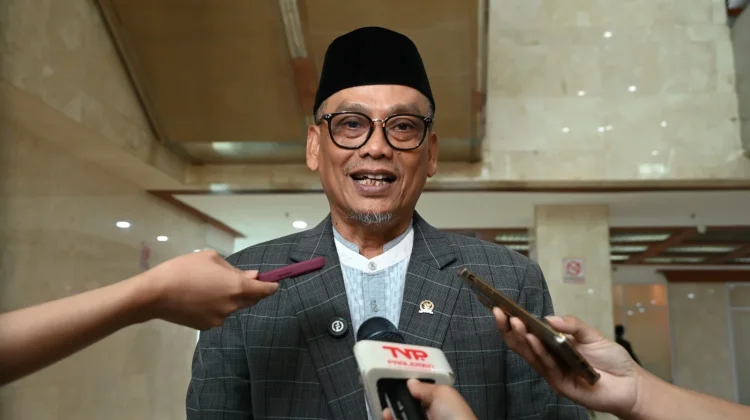 Usulan Gaji Guru Rp30 Juta Sebulan, DPR Ingatkan Tantangan Anggaran