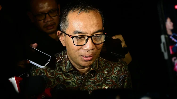 Presiden Minta Mendiktisaintek Siapkan SDM untuk Industri Hilirisasi