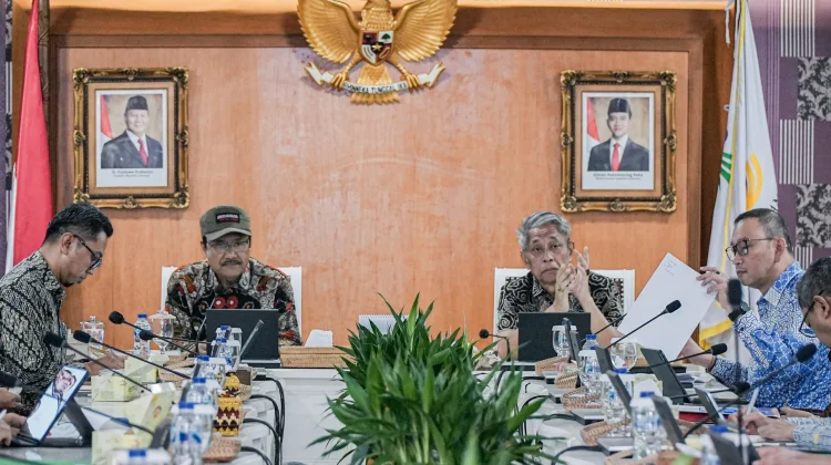 Mensos Matangkan Kesiapan MPLS Sekolah Rakyat