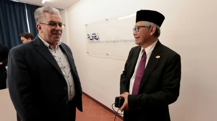 PISAI dan UMY Perkuat Kerjasama Kajian Islam Indonesia di Vatikan