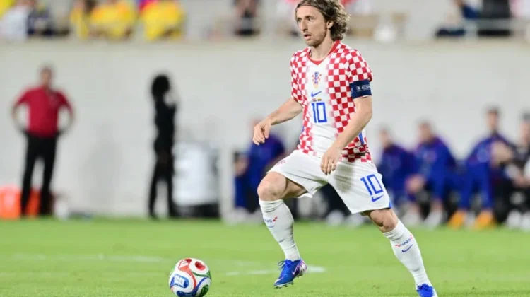 Modrić Pecahkan Rekor Dunia, Maestro Kroasia Ukir Sejarah di Usia 40 Tahun