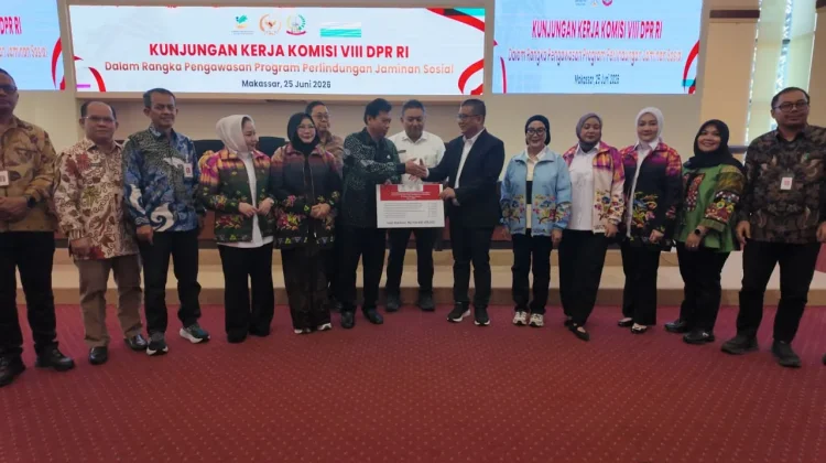 Kemensos Salurkan Bansos Rp544 Miliar di Sulsel Disaksikan Komisi VIII DPR