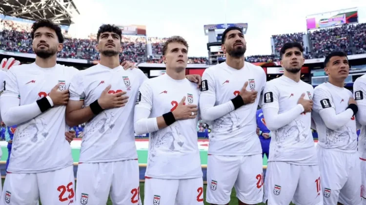 Pesan Menyentuh Timnas Iran: "Kehormatan Lebih Berharga dari Kemenangan"