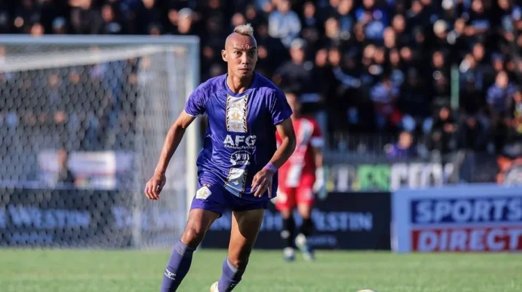 Novri Setiawan Kembali ke Semen Padang FC