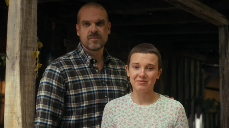 David Harbour dan Millie Bobby Brown Reuni di Serial Thriller Mata-mata Netflix