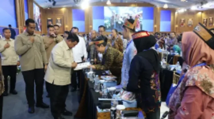 Prabowo: Aspirasi Anak Desa Lewat TikTok Pun Saya Tindaklanjuti