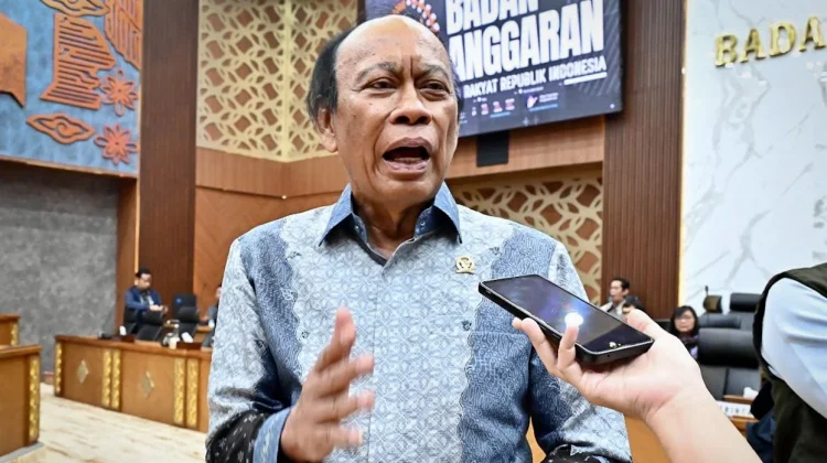DPR Pastikan Harga BBM Bersubsidi Tidak Akan Naik hingga Akhir Tahun 2026