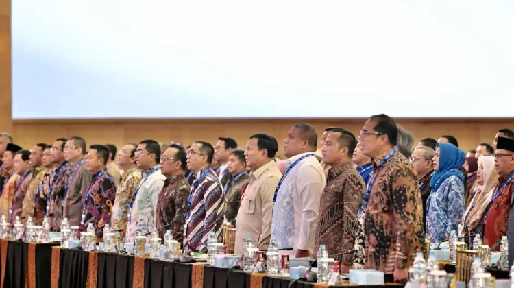 Presiden Prabowo Tegaskan Negara Maju Harus Berani Evaluasi Diri