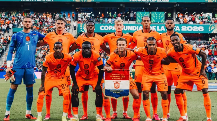Van der Vaart Soroti Performa De Jong usai Belanda Tersingkir dari Piala Dunia 2026
