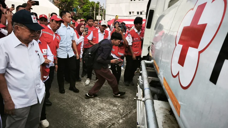 JK Pimpin PMI Kerahkan 400 Mobil Tangki Air, Hadapi Kekeringan El Nino
