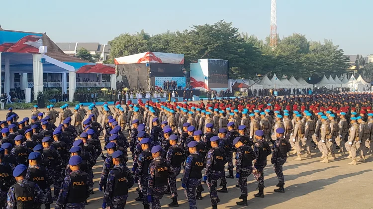 Upacara HUT ke-80 Bhayangkara Dimulai, Pasukan Gabungan Diperkenalkan