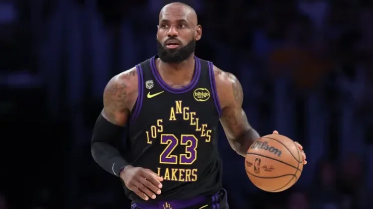 Delapan Musim Berjalan, LeBron James Tinggalkan Lakers