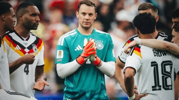 Pensiun dari Timnas Jerman, Manuel Neuer Beri Pesan Menyentuh