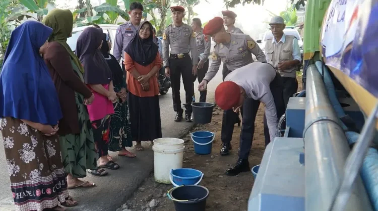 Pemprov Jabar Tetapkan Status Siaga Darurat Kekeringan dan Karhutla