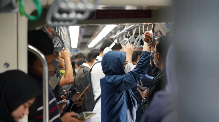 Pengguna LRT Jabodebek Semester I 2026 Capai 16.018.911 Orang