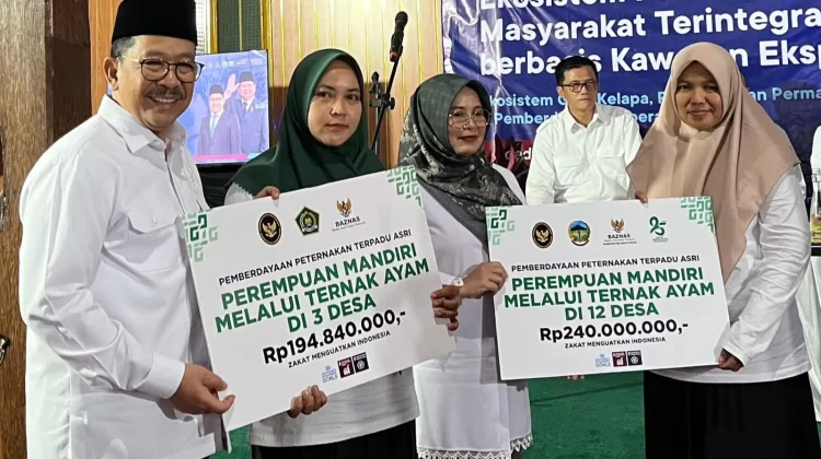 BAZNAS RI Berdayakan Mustahik Banyumas melalui Program Ternak Ayam