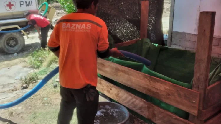 BAZNAS Hadir Penuhi Kebutuhan Air Bersih Penyintas Gempa di Sulteng