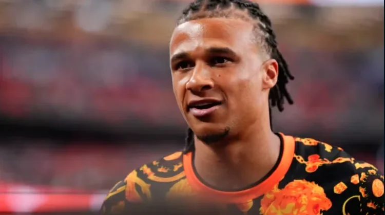 Nathan Ake Tinggalkan Manchester City ke Fenerbahce